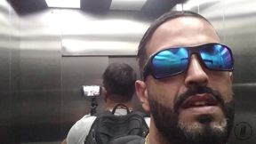 a maravilhosa japa do bund&atilde;o mostrando tud&atilde;o nos bastidores do tigr&atilde;o!!