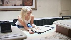 Hotel Massage Therepist Britney J gives Cusatomer a HANDJOB