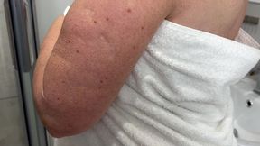 Mrs Mature Feet and her Shiny Nylon Slip 389