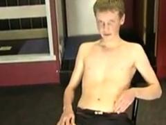 Willy Has a Hot Will...