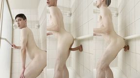 twink rides dildo raw