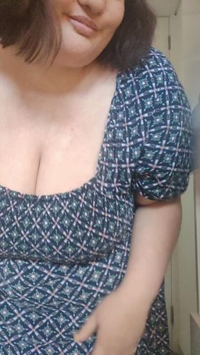 Striptease and pussy play