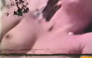 Peepshow Loops 408 70s and 80s - Scene 4