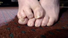 Long natural toenails