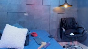 Caroline Joness Private Show