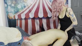 Cuckles Pegging Circus