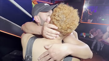 ENCONTRO DE BOYS ACABA EM MUITO SEXO NA BALADA (TEASER)