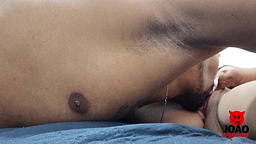 JoaoOSafado Gozando na Buceta de uma lesbica - Agatha Kent