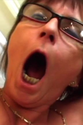 Old slut sucks a huge dick then gets fucked