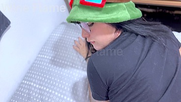 Ele me deixou com tanto tesão me provocando que tive que parar de jogar