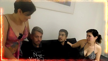 ESPOSA INFIEL , SE COJE AL PLOMERO , AL CUÑADO, AL MARIDO Y PROPONE INTERCAMBIO DE PAREJA COMPLETO