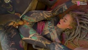 Steamy ALT dreadhead girl gives a hot fellatio and rides his enormous rod in