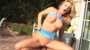 Horny&#x1F975; wife enjoys a black gardener's touch &mdash;  gets her pussy&#x270C; deeply penetrated while hubby is away