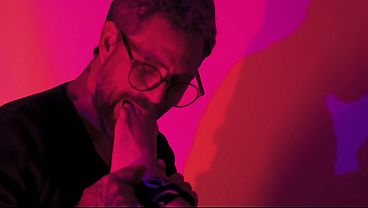 Tasty foot fetish with naughty young brunette Malvada Favorita