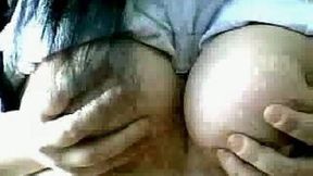 Chunky brunette from Serbia diddles her fat quim on webcam