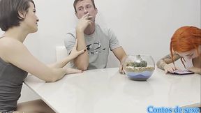 Enquanto ela cozinhava , NO CU DA CUNHADA EU SOCAVA!