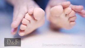 TOP Foot Fetish POV follow instructions to CUM over Ghalias Feet