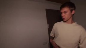 Wild House Party: Tattooed Beauty and Her Boyfriend Join Students for an Unforgettable Night
