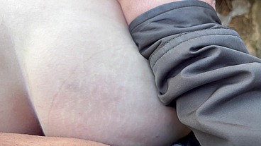 sexo bajo un rio en via publica con gente pasando