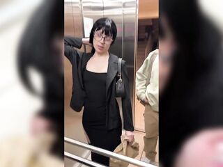 hot date sucks my cock in an elevator