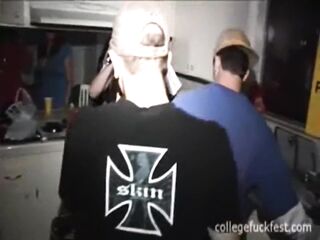 Amateur coed doxy screwing hard dong