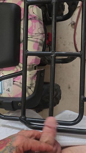 Quick cum in garage