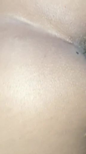 Akkage yaluwek ape gedara awa akka town ekata gihin enakan api denna gattha sepa   Clip 1
