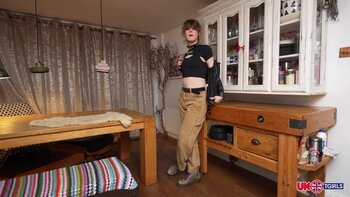 Puppremi's Seductive Solo: Topless Tabletop Temptation