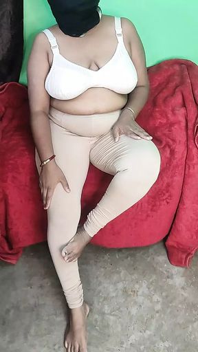 Desi leggings sex and ass Twerking by Sruti