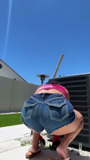Outside cleaning with Treasure