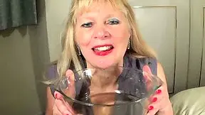 Mature Wife Loves Piss And Cum