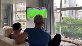 galopei no colo do meu amigo depois de apostar que meu time ganharia mas perdeu.