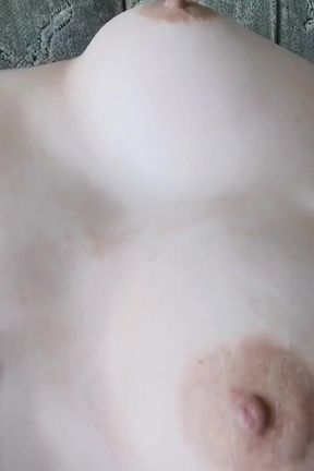 Brave tiny versus gassy goddess