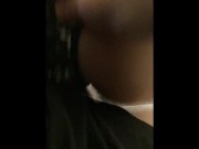 Poupée au gros seins baise en sous vêtements rose