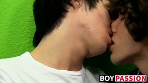 Steamy foreplay with young gays turns into hard analdrilling