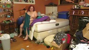 Folding my laundry in the nude