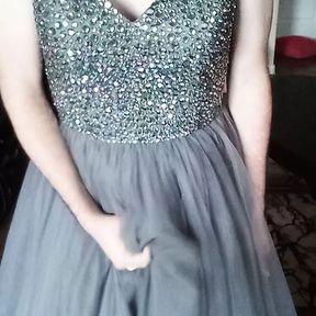 Cumming in a girl&#039;s willingly given prom dress