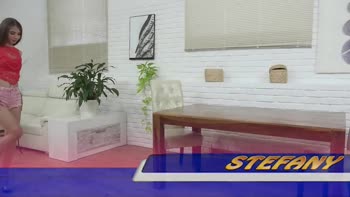Stephanie Moon's Sizzling Solo Show: Wet Pussy Teasers