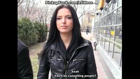 Public Park GF gets fucked and sucked