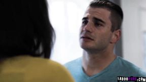 Curious Stepmom Sovereign Syre Seeks a Special Connection with Her Stepson's Help
