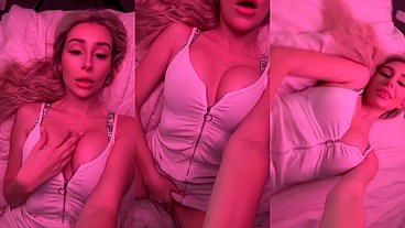 Are you feeling as horny as I am?? 😈 #sexy #blonde #horny #pussy #masturbation