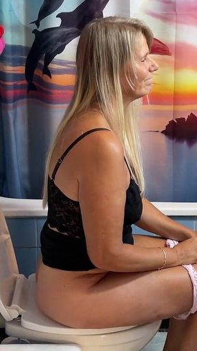 Toilet Talk with Girlfriend