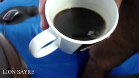 el primer caf&eacute_ del d&iacute_a con semen