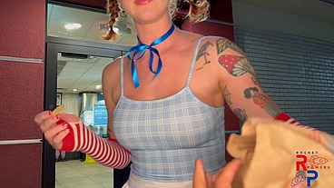Wendys Girl Serves up some frosties w/ Sidney Summers