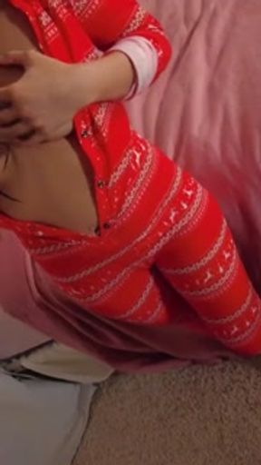 Asian Babe Fucks Ex During Holiday Break