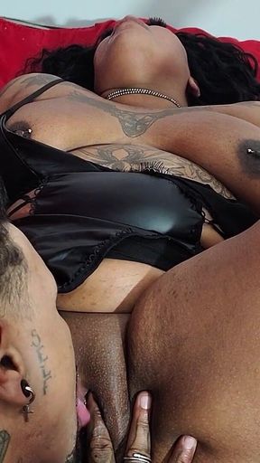 Preta Brasileira Em Orgasmo Real Trepando