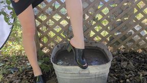 Fifi loses a brand new pair of black platform sandals in her deep bin of mud *new*