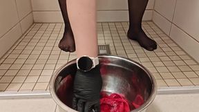 Pissing in the Panties