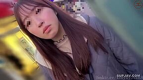 A Big-breasted Wife Who Has Such A Loose Sense Of Money That Her Cell Phone Stops Working. I Took Over The Payment As Soon As Possible, But His Attitude Suddenly Deteriorated During The Repayment Process, So I Confessed My Feelings