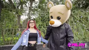 Rosario Is Horny in the Street and Ends up Fucking the Milky Bear